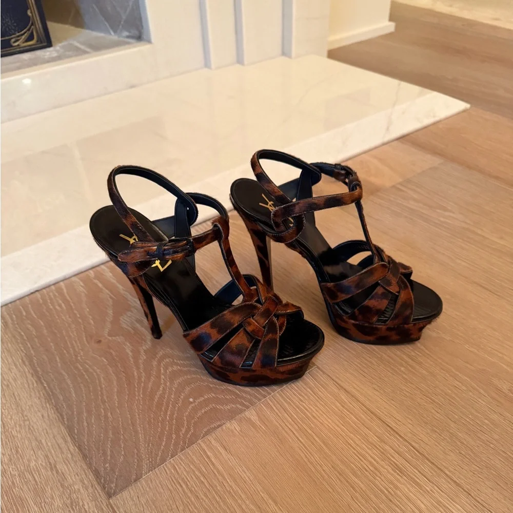 Saint Laurent Calf hair animal Print T strap High Heel Sandals 37.5 ✨ NEW - Picture 3 of 10